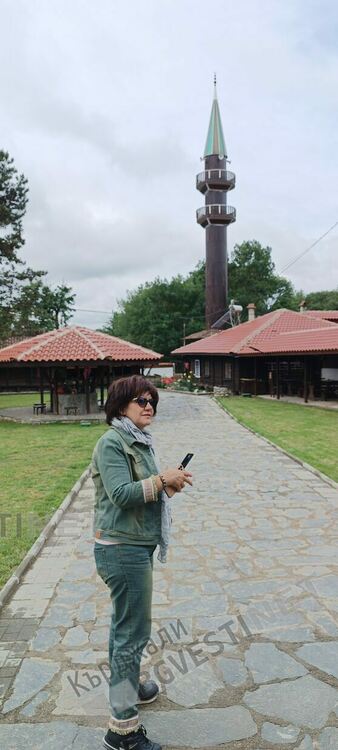 Цвета Караянчева посети Джамията на седемте девойки до Подкова