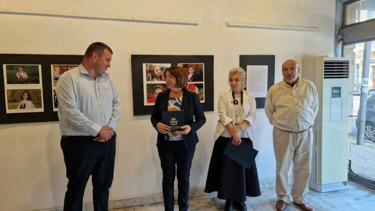 В Кърджали бе открита авторската изложба на Георги Кулов „Етнопалитра – лицата на балканския фолклор“