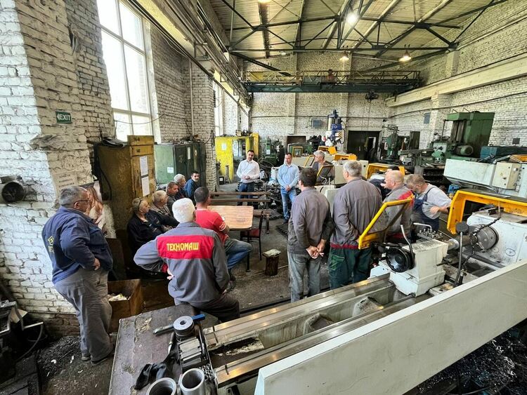 ТОДОР БАТКОВ-СИН:ТРЯБВА ДА СЕ НАСОЧАТ ПОВЕЧЕ СРЕДСТВА ПО ПРОГРАМИ ЗА ПРОЕКТИ НА ЧИТАЛИЩАТА