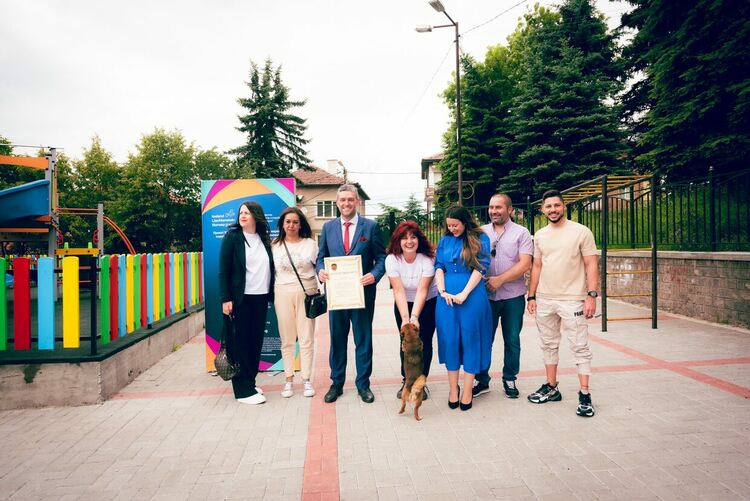 На ново парково пространство се радват жителите на пернишкия квартал „Ралица“