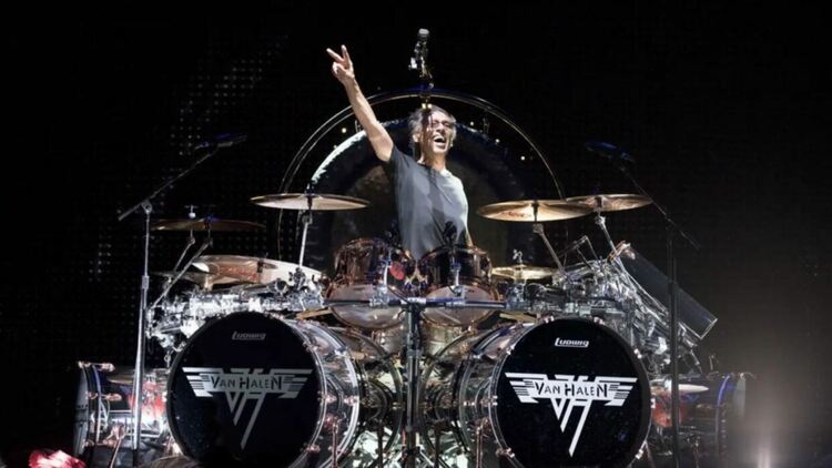 Приключва ли Алекс Ван Хален с музиката?