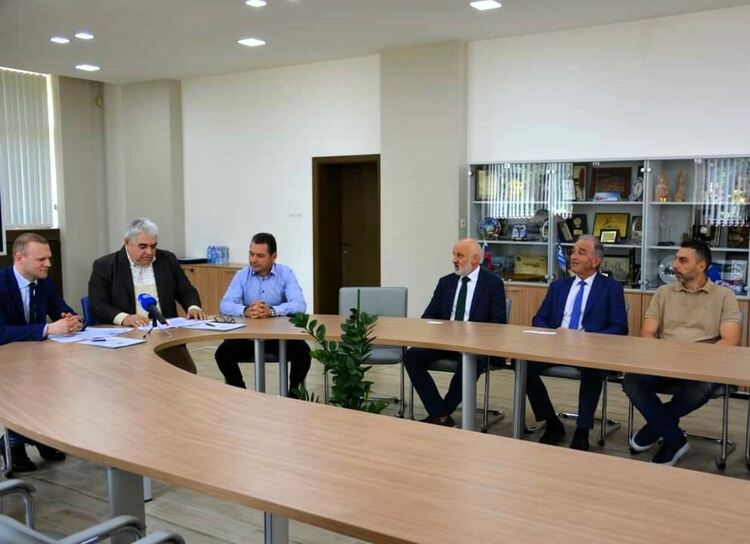 Община Асеновград подписа договор за закупуването на електробуси