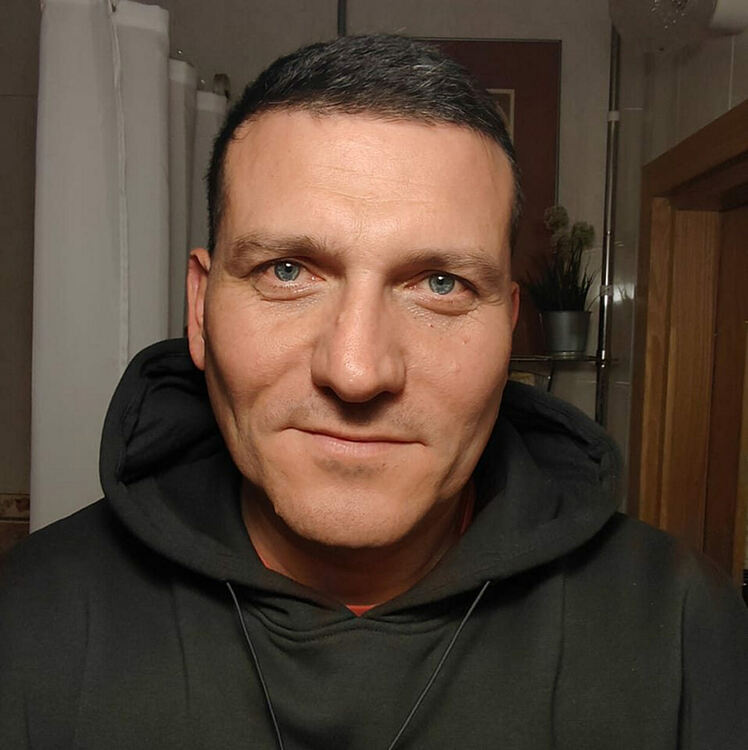 Митко Павлов за новите возила за полицаите: Ние събираме пари за деца, докато МВР си купи нови БМВ-та, част от тях спортни