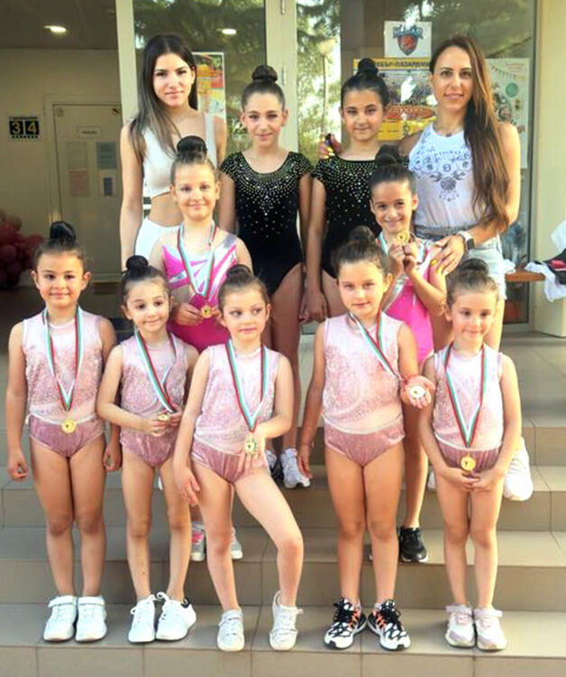 6 златни медала за гимнастичките на „Калия“ от международен турнир в Пазарджик