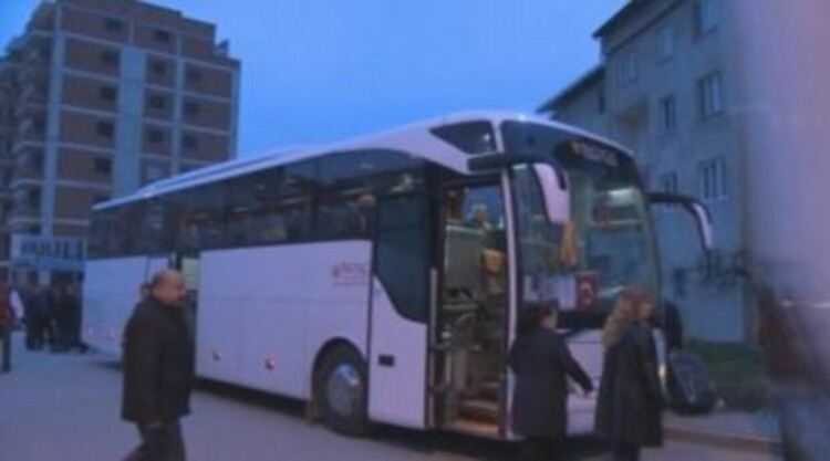 Автобусите от Турция идват,българските политици се надяват на гласовете на изселниците