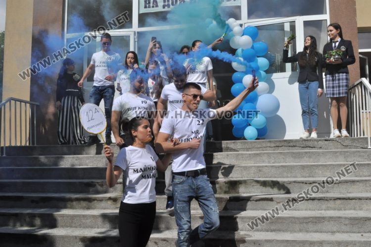 Езиковата е първа по успех на матурите в Хасковска област
