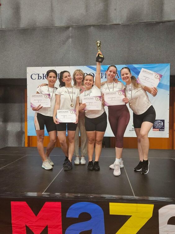 Състезателките на „Виолена“ с първо място на Държавното първенство