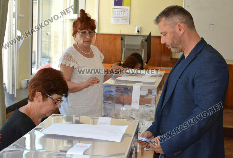 Делян Добрев: Гласувах за това да се развива държавата и в частност област Хасково