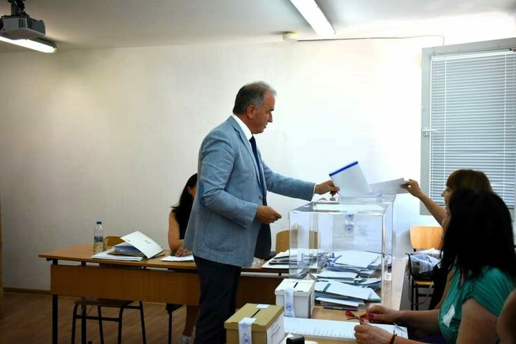 Кметът на Асеновград: В последните три години България е в застой