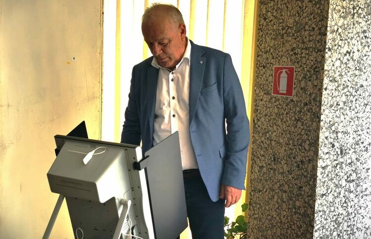Кметът Мелемов : "Гласувах за стабилно правителство с четиригодишен хоризонт"
