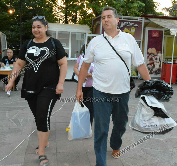 Подвижни секции от Минерални бани първи предадоха бюлетините в РИК-Хасково