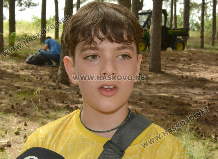 ЕСО-Хасково с поредна екоинициатива, облагородиха гората над кв. „Македонски“ 