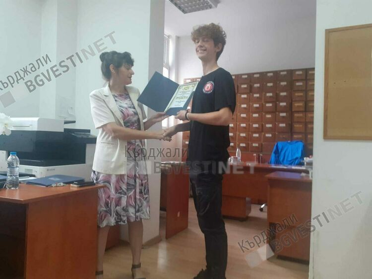 Държавен архив в Кърджали връчи своите годишни награди,отличен бе екипът на еТВ