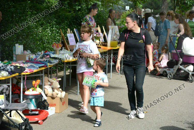Благотворителност в Градската градина в Хасково в подкрепа на Никол