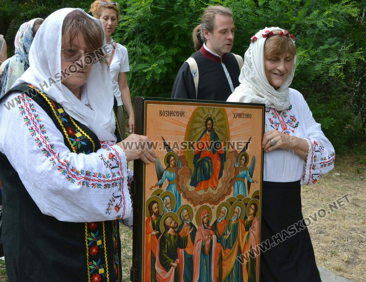 Шествие и водосвет в Хасково на Възнесение Господне