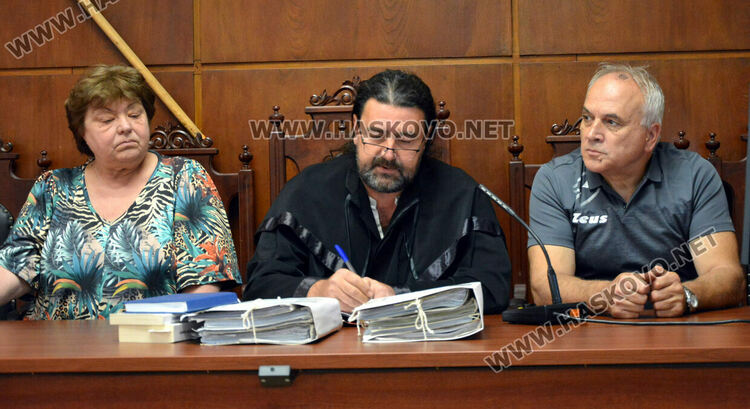 Не тръгна делото за загиналия след катастрофа Йордан заради отсъствие на подсъдимия и адвоката