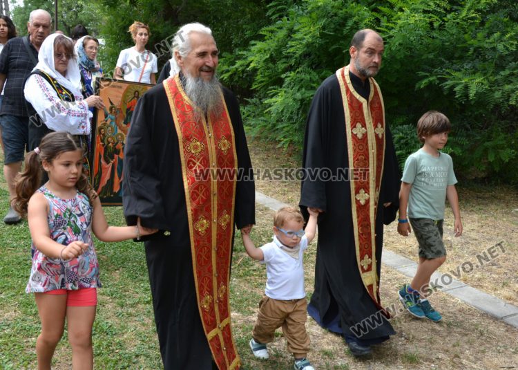 Шествие и водосвет в Хасково на Възнесение Господне