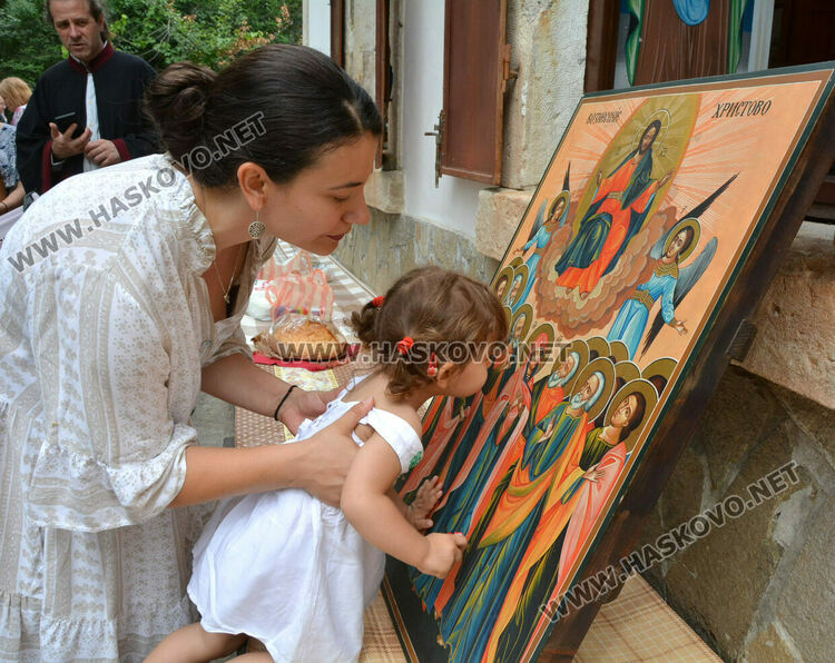 Шествие и водосвет в Хасково на Възнесение Господне