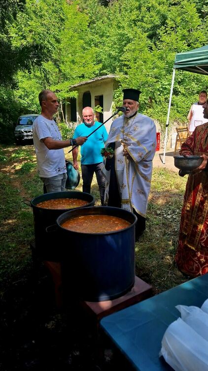 Традиционният събор в местността „Манастирчето“ по случай християнския празник „Възнесение Господне“ събра жители и гости на града