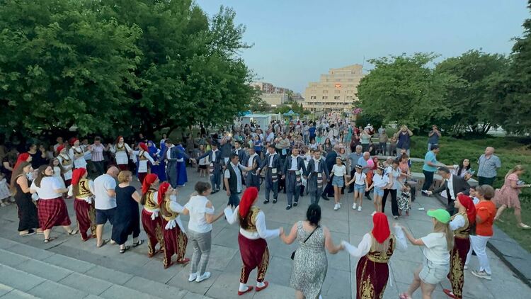 Читалище „Юмер Лютфи“ готви голям концерт за Курбан байрам. Мюфтийството ще раздаде курбан за здраве и берекет   