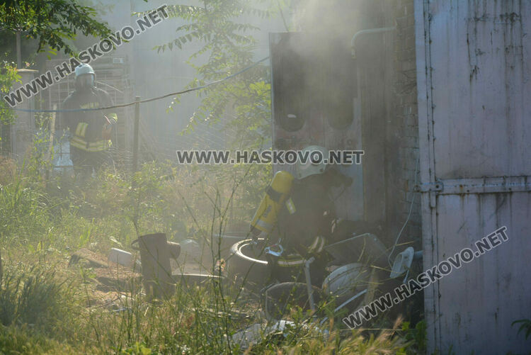 Пламна гараж в Хасково 