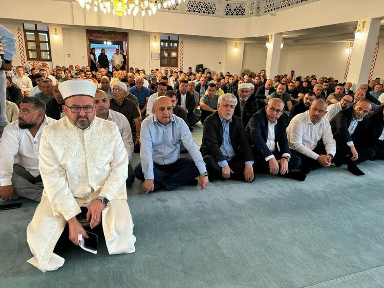 Курбан Байрамът в Кърджали започна с празнична молитва и байрамско кафе с религиозните водачи