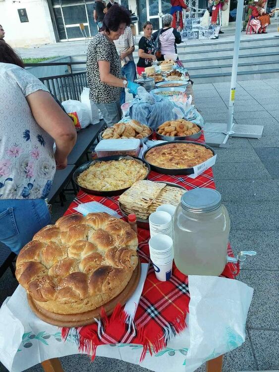 Беден отново впечатли със своя фолклор, обичаи и кулинария  