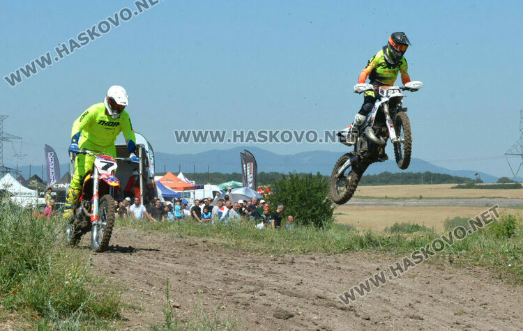 Рев на мотори огласи мотополигона край Хасково