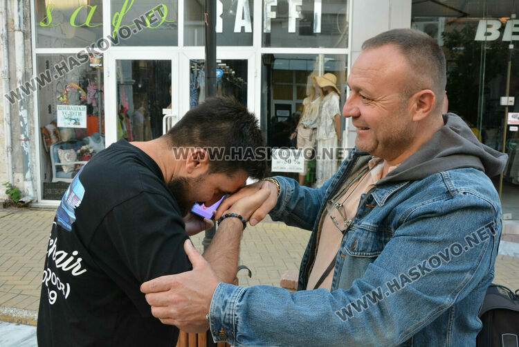 Мюсюлманите препълниха хасковските джамии за Курбан Байрам