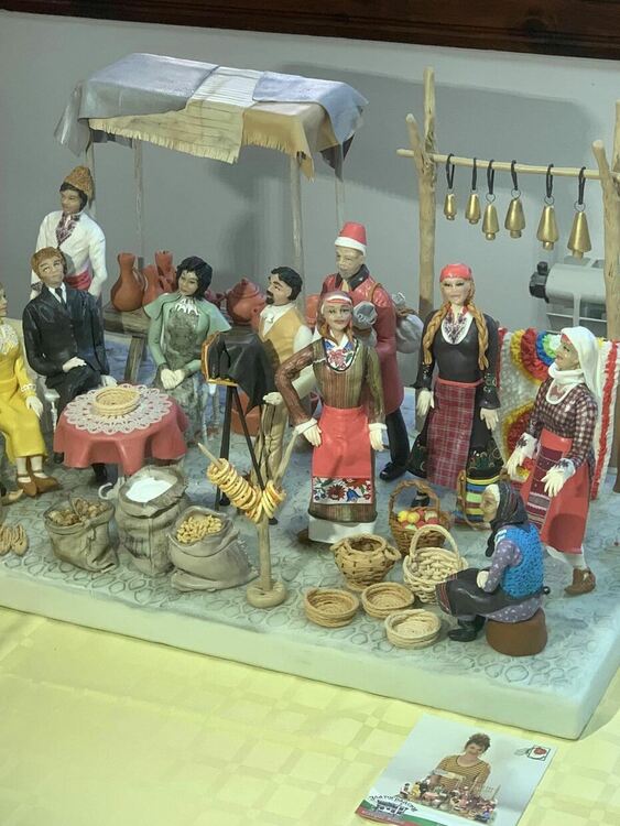 Оригинална захарна изложба представя забележителностите на Златоград /галерия/