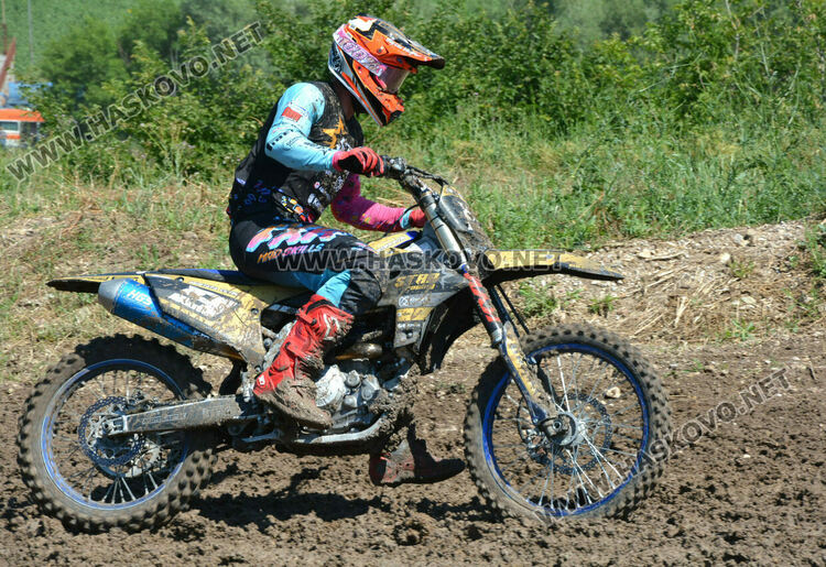 Рев на мотори огласи мотополигона край Хасково