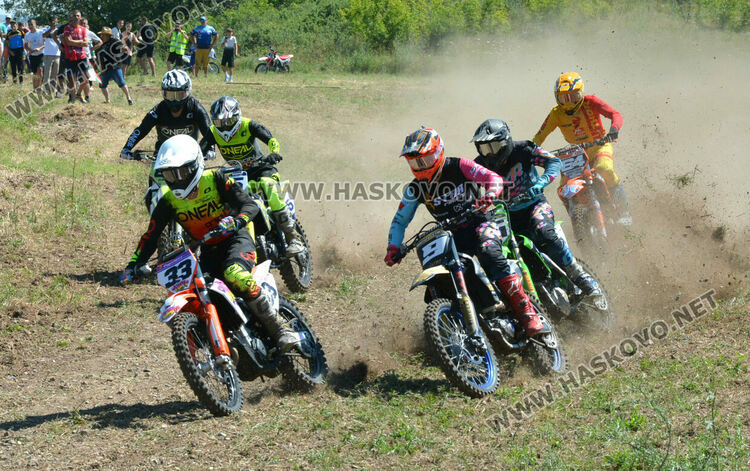 Рев на мотори огласи мотополигона край Хасково