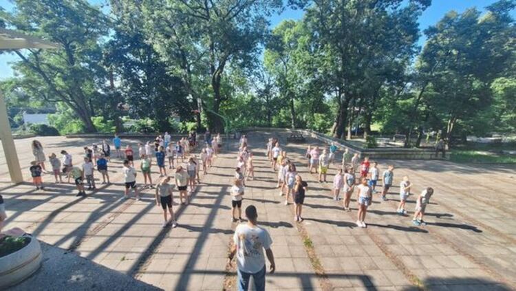 Община Радомир организира три летни занимални за деца и младежи на територията на общината