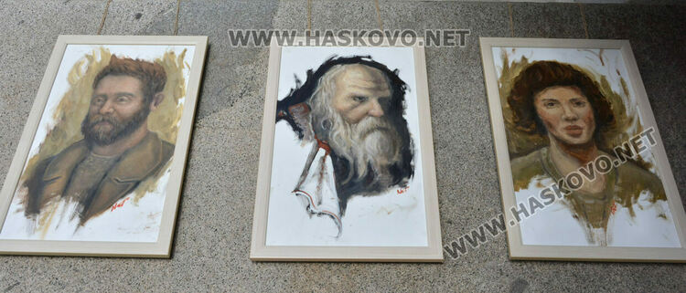 Млади художници на „Колорит“ показват над 200 творби в годишна изложба