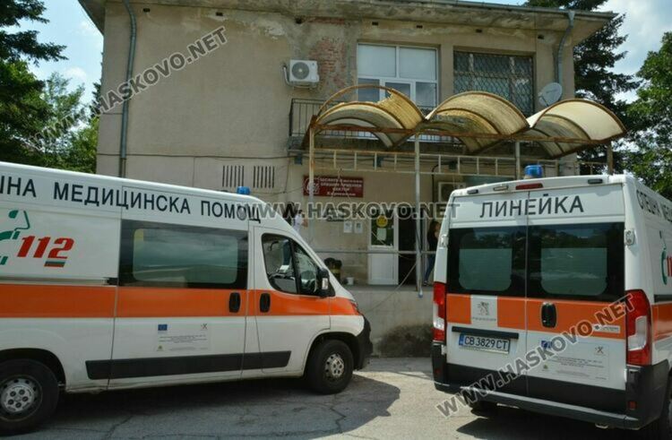 17-годишен пострада при пиянско сбиване