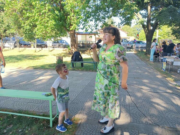 Благотворително събитие събра на едно място десетки деца в Градина