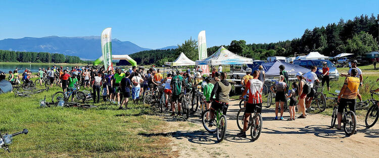 Момичетата на „Компас“ отново са държавни шампионки по спортно ориентиране