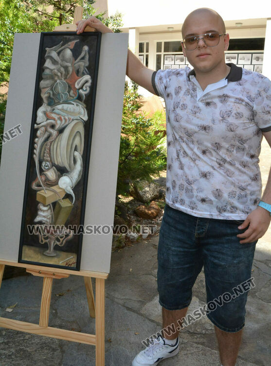 Млади художници на „Колорит“ показват над 200 творби в годишна изложба