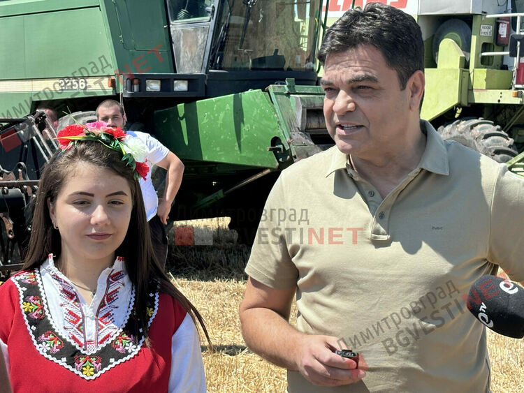 Ритуално зажънване даде старт на жътвата в димитровградско