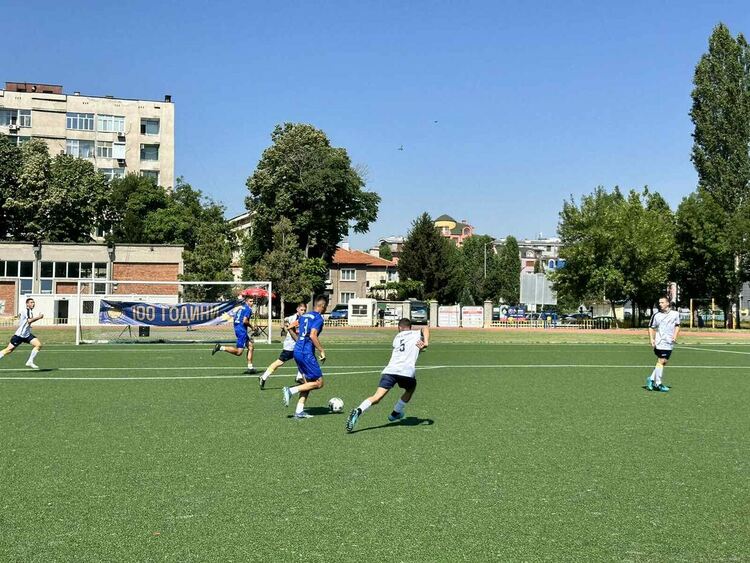 Хасково е домакин на финалите на ученическите игри по футбол и по хандбал