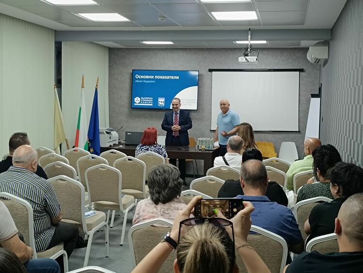 Стопанска камара с работна среща в Кърджали