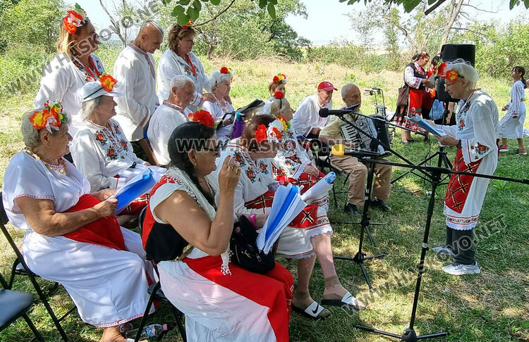 Празникът на нимфите и Афродита събра самодейци от три общини