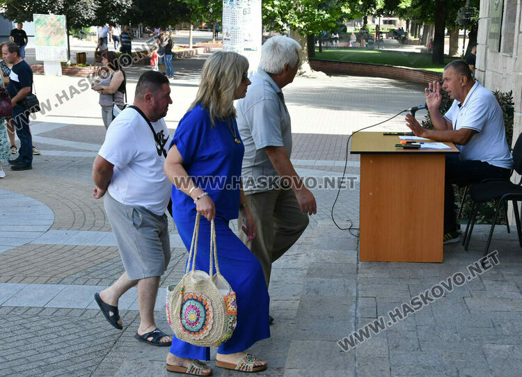 Раздадоха 85 000 бюлетини и 135 машини за изборите на 23 юни