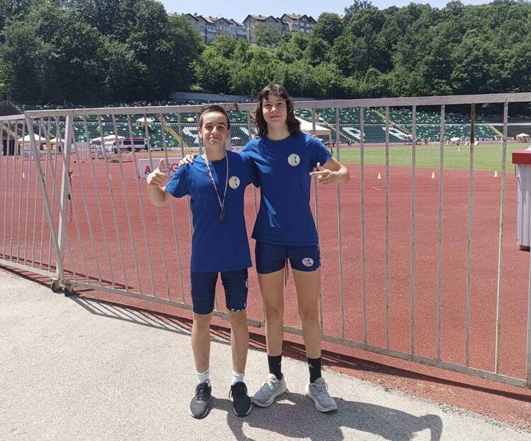 Лили Стойчева и Ирен Саръбоюкова с титли на турнир в Габрово