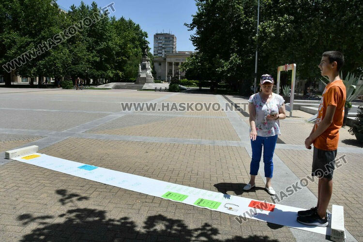 Млади астрономи измериха сянката на хасковлии в най-дългия ден от годината