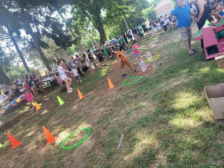 Голяма подкрепа от базара в Малево за Никол