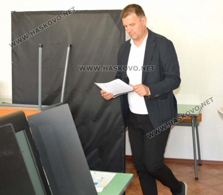 Кметът Станислав Дечев: Гласувах за работещ Общински съвет, който да взима най-правилните решения