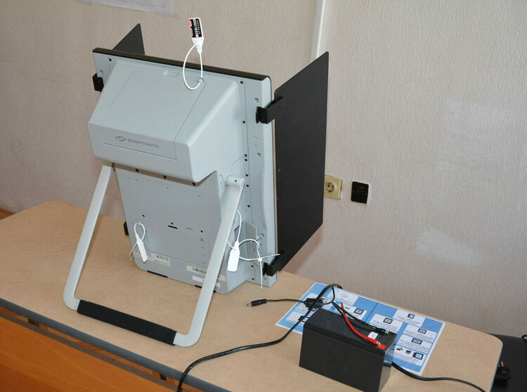 Прекратиха машинното гласуване заради повреда в секция 35 в НТС