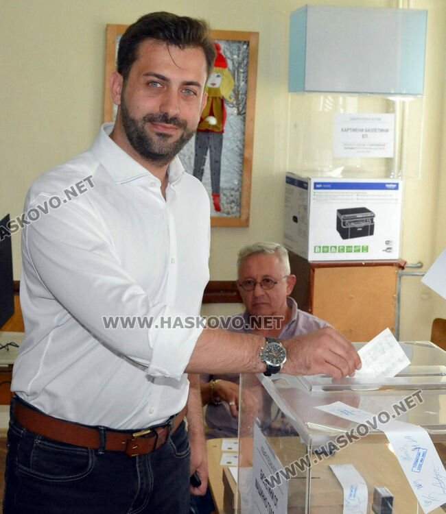 Камен Тодоров: Изборите се решават в "Република" и Кавала