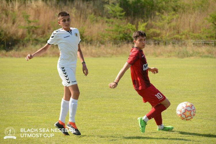 Младите футболист на „Хасково“ с дебют в международен турнир